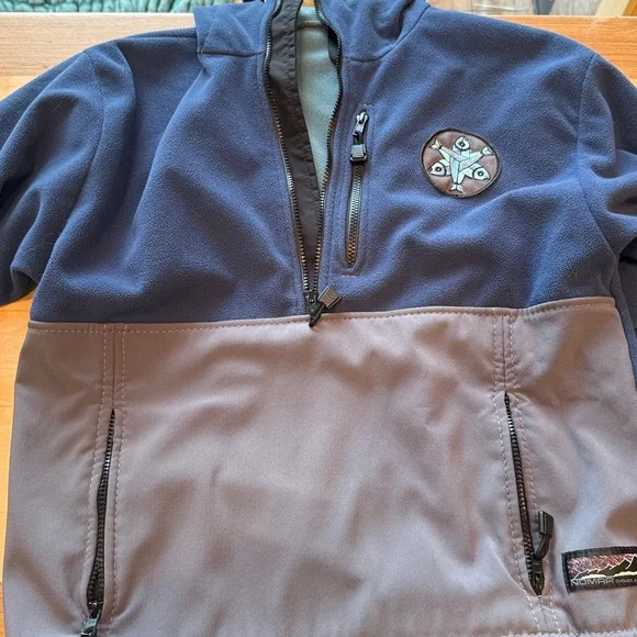 Alaska salmon sister pull over jacket by Nomar size small - Picture 6 of 8